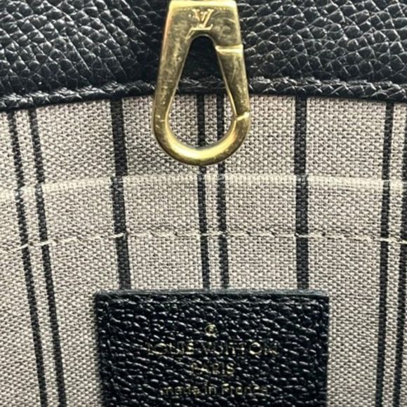 Louis Vuitton Empreinte Montaigne BB in Black Satchel Crossbody Handbag - Picture 10 of 13